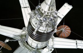 مؤسس أمازون يطلق رحلة سياحية إلى الفضاء