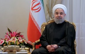 الرئيس روحاني يهنئ نظيره الكازاخستاني بعيد بلده الوطني
