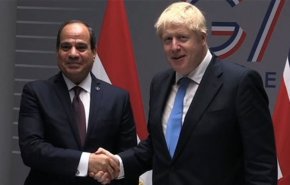 السيسي وجونسون يؤكدان ضرورة العمل على حل الأزمة الليبية
