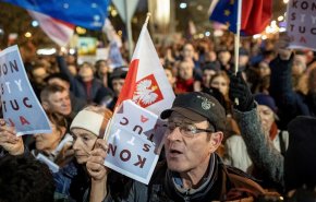    آلاف البولنديين يتظاهرون ضد قانون يهدف لمعاقبة قضاة