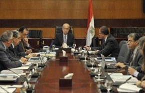 الحكومة المصرية تصدر بيانا بشأن أنباء تعرض الأرض لـ 3 أيام مظلمة