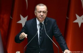 أردوغان يطالب بوقف إطلاق النار في ليبيا