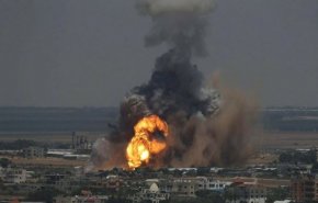 الطيران الإسرائيلي يشن غارات على مواقع في قطاع غزة