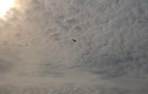 شاهد بالفيديو: الطيران الاميركي يحلق بكثافة في سماء بغداد 