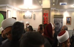 شاهد: السفارة الايرانية بدمشق تستقبل المعزين بحضور وفود رسمية وشعبية