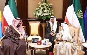 رسالة من الملك سلمان لامير الكويت حملها وزير سعودي
