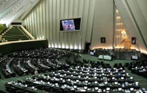 برلمان ايران يصادق على قانون الاجراء المضاد لجريمة اميركا