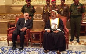 ظريف يلتقي سلطان عمان الجديد
