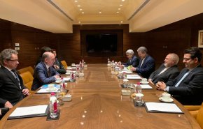 ظريف: تفعيل اوروبا لآلية فض النزاع النووي خطأ استراتيجي