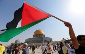 حماس تدعو للنفير فجر الجمعة القادمة في الأقصى والإبراهيمي