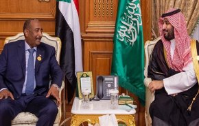 گفت‌وگوی تلفنی رئیس شورای حاکمیتی سودان با ولی‌عهد سعودی