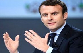 ماكرون: رصدنا سفنا تركية تنقل مرتزقة سوريين إلى ليبيا