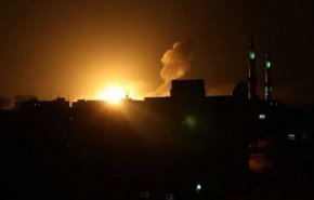 الفيديو.. طائرات الاحتلال تقصف مواقع متفرقة في غزة