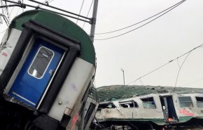 قتيلان بعد خروج قطار سريع عن سكته في إيطاليا