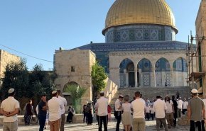 58 مستوطنا يقتحمون الأقصى