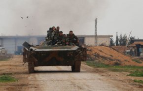 شاهد اللحظات الاولى لدخول القوات السورية لسراقب