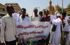 السودان.. تظاهرة غاضبة رفضا للتطبيع مع كيان الإحتلال
