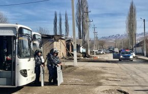 أعمال شغب في كازاخستان بسبب خلاف على أولوية المرور! + فيديو