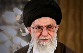 قائد الثورة الاسلامية يعزي برحيل الشيخ طبرسي