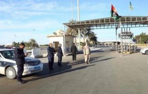 تونس تعيد السماح بمرور البضائع الأجنبية إلى ليبيا