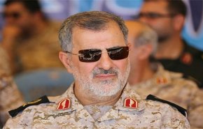  قائد القوة البرية لحرس الثورة الاسلامية يتوعد الاميركيين