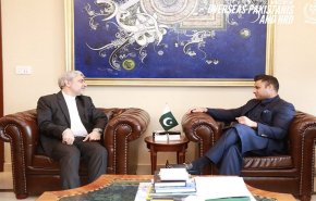 ايران وباكستان تبحثان سبل تعزيز العلاقات السياحية