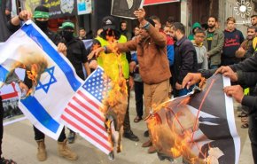تظاهرات فلسطینی‌ها در غزه علیه معامله ترامپ