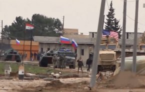 جنرال روسي يروي كيف تم انقاذ وحدة أمريكية حاصرها سوريون