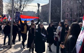 مسيرة في ارمينيا تشكر سوريا لإدانتها الإبادة الجماعية العثمانية للأرمن