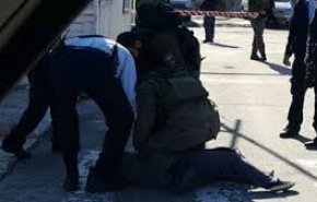 شرطة الإحتلال تعتقل فتاة فلسطينية بطريقة وحشية