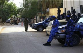 الداخلية السودانية تنفي استخدام الاسلحة بالتعامل مع المتظاهرين