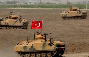 تركيا تعتقل عشرات المسلحين بالحسكة لرفضهم القتال في إدلب
