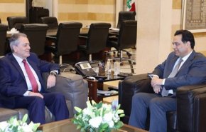 دیدار سفیر سوریه با نخست‌وزیر لبنان؛ تأکید بر رفع تحریم سوریه و لبنان
