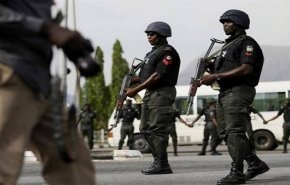 إستشهاد شخصین في نيجيريا برصاص قوات الأمن + فيديو