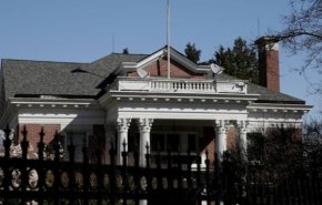 السفارة الروسية في طهران تعلق خدماتها القنصلية