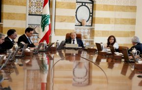الحكومة اللبنانية تقرر عدم دفع ديون البلاد الخارجية