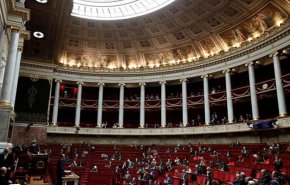البرلمان الفرنسي في قبضة ’كورونا’