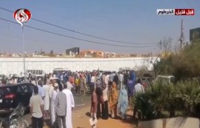 شاهد .. مراسل العام يكشف تفاصيل إستهداف رئيس الوزراء السوداني