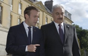 باريس: حفتر ملتزم بتوقيع اتفاق وقف إطلاق النار