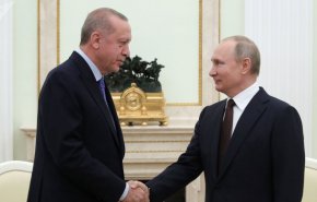 الكرملين: بوتين وأردوغان راضيان عن انخفاض التوتر بإدلب
