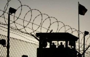 الاحتلال يلغي رسميًّا زيارات الأسرى بسبب 