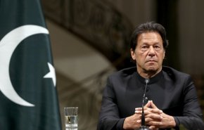 عمران خان يشيد بجهود ايران في مواجهة فيروس كورونا