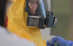 شاهد... بوتين يزور مستشفى مخصص بكورونا