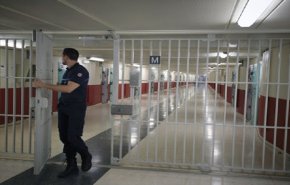 تسارع انتشار كورونا بالسجون الأمريكية 