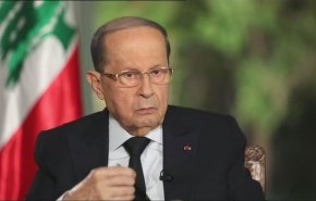 الرئيس اللبناني يتابع عملية إعادة اللبنانيين من الخارج