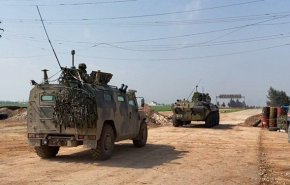روسیه ده‌ها خودروی زرهی به شرق حلب فرستاد