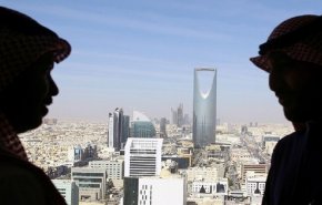 السعودية تفرض حظر تجوال في عدد من المدن