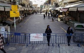بحران مواد غذایی در سرزمین های اشغالی فلسطین؛ قفسه‌های خالی یک فروشگاه در قدس