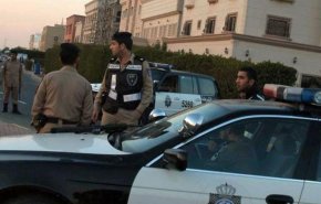 الكويت تتخذ إجراءً صارماً مع ضابط متهم بالاتجار بالبشر