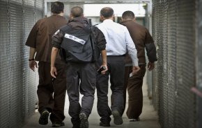 الافراج عن أسير فلسطيني بعد 18 عاما على اعتقاله في سجون الاحتلال